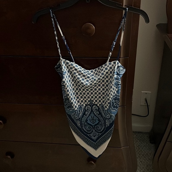 SHEIN - white and blue greece style top - size medium - Picture 3 of 3